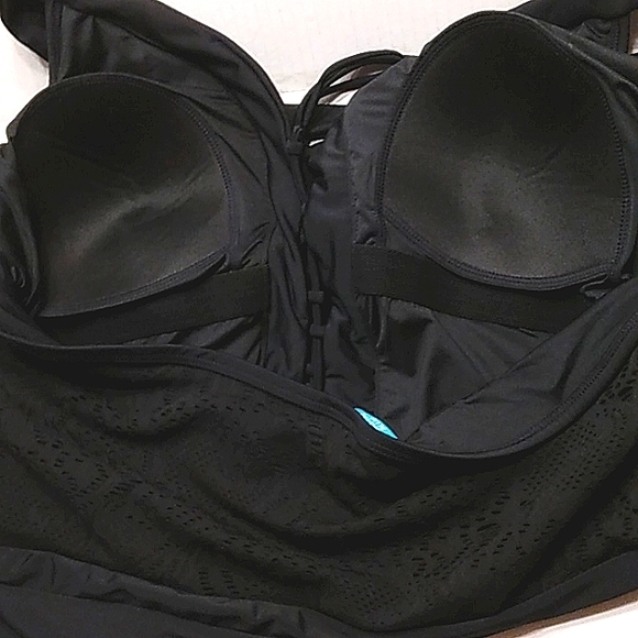 NWT COASTAL BLUE~Plus Size Halter Neck Lace Front Black Sexy Swimsuit~1X~ - Picture 13 of 14